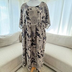 Like a 3 or 4 X plus sized Floral Print Beautiful Beige/Black Floral Maxi Flowey